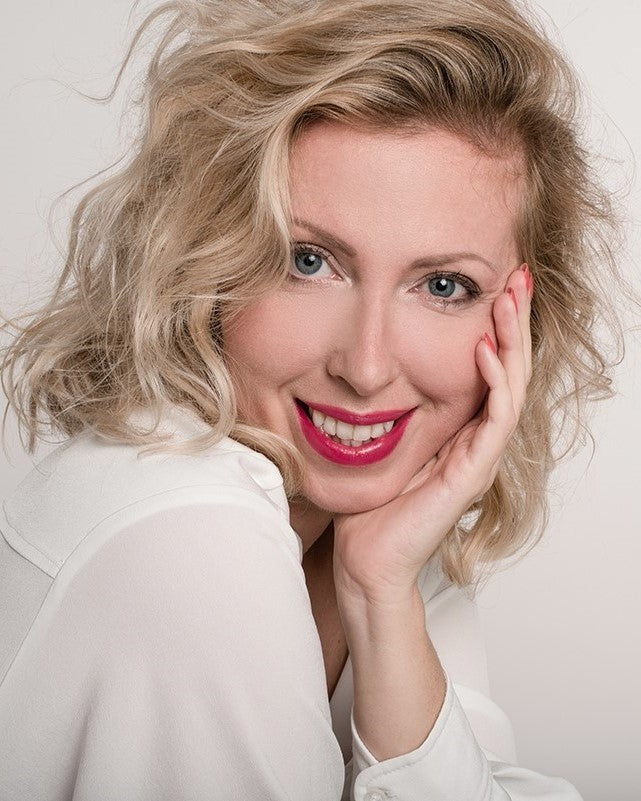 Sütő Emese Franciska, MarieClaire.hu szépségszerkesztő